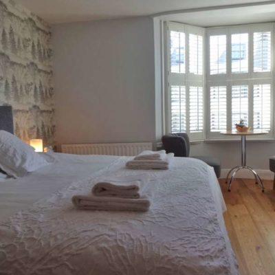 Aquarium Guest House Double Bedroom
